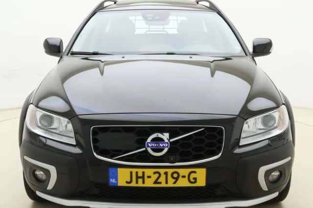 Volvo XC70 (2016) thumbnail 5