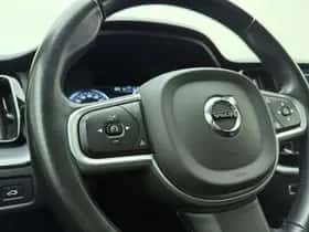 Volvo XC60 (2020) thumbnail 20