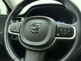 Volvo XC60 (2020) thumbnail 21