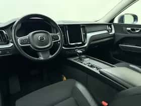 Volvo XC60 (2020) thumbnail 6