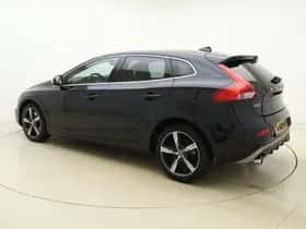 Volvo V40 (2020) thumbnail 3