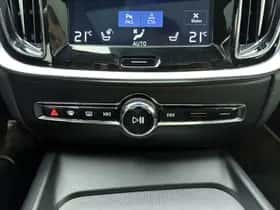 Volvo V60 (2019) thumbnail 16