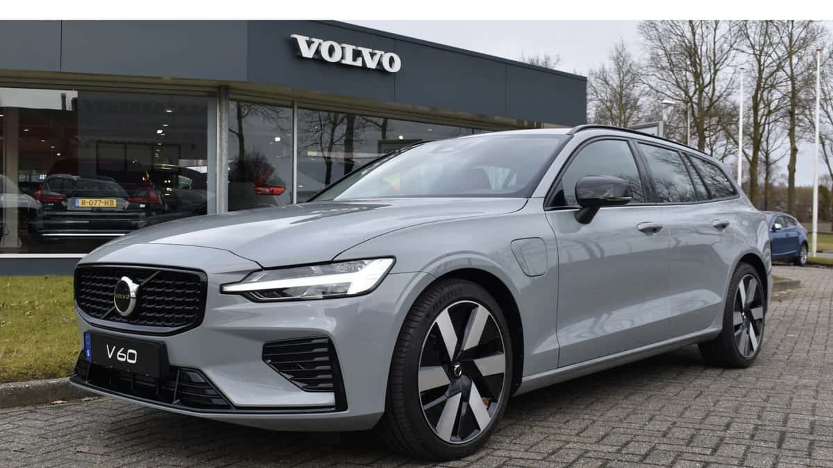 Volvo V60 (2026) — foto 1