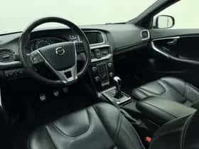 Volvo V40 (2017) thumbnail 15