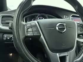 Volvo V40 (2017) thumbnail 18
