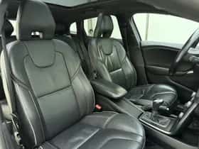 Volvo V40 (2017) thumbnail 6