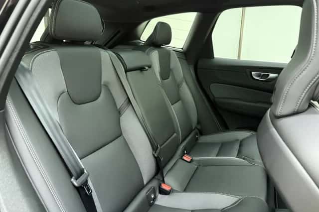 Volvo XC60 (2026) thumbnail 6