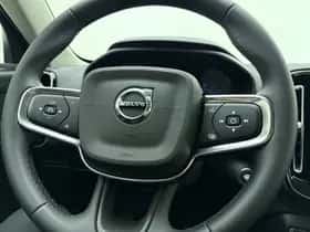 Volvo XC40 (2025) thumbnail 22