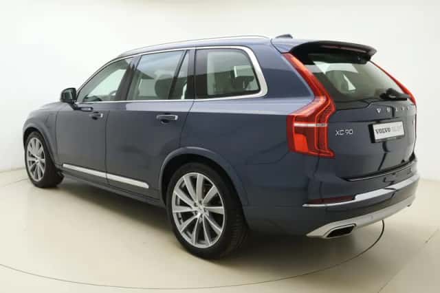 Volvo XC90 (2021) thumbnail 3