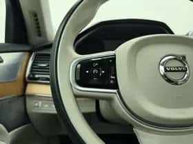 Volvo XC90 (2021) thumbnail 41
