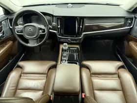 Volvo V90 (2020) thumbnail 2