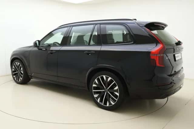 Volvo XC90 (2025) thumbnail 3