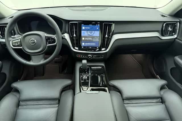 Volvo V60 (2025) thumbnail 3
