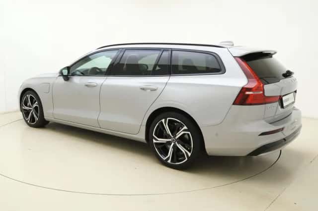 Volvo V60 (2025) thumbnail 4