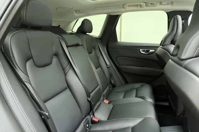 Volvo XC60 (2025) thumbnail 6