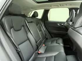 Volvo XC60 (2025) thumbnail 6