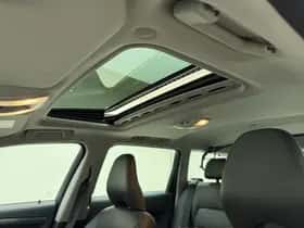 Volvo XC70 (2016) thumbnail 35