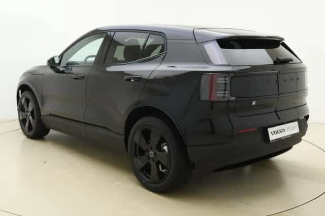 Volvo EX30 (2026) thumbnail 3