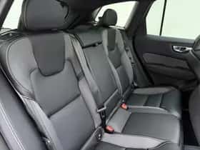 Volvo XC60 (2025) thumbnail 6