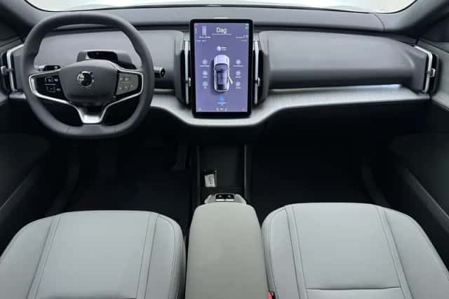 Volvo EX30 (2026) thumbnail 2