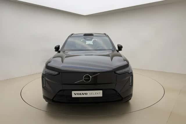 Volvo EX90 (2025) thumbnail 5