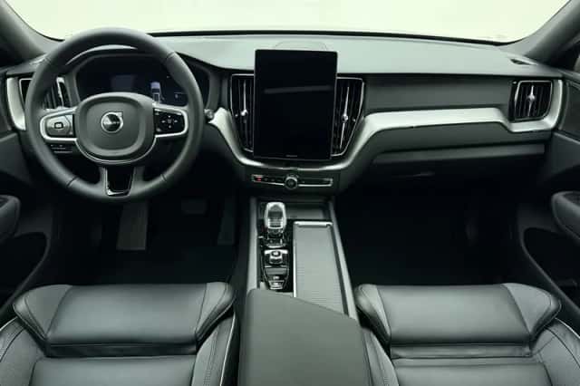 Volvo XC60 (2026) thumbnail 2