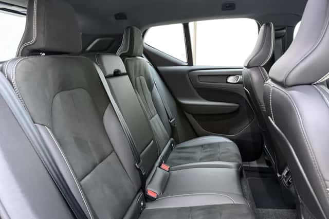 Volvo XC40 (2021) thumbnail 6