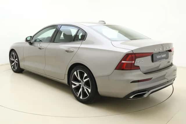 Volvo S60 (2021) thumbnail 3