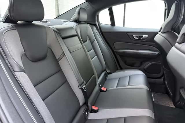 Volvo S60 (2021) thumbnail 6