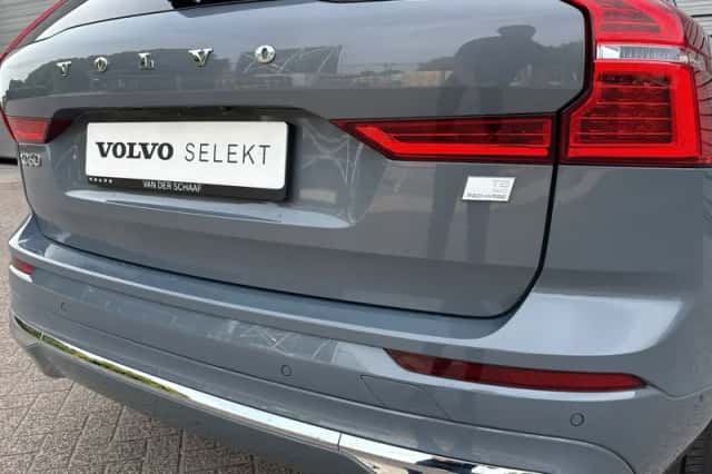 Volvo XC60 (2024) thumbnail 5