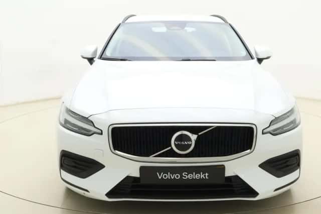 Volvo V60 (2023) thumbnail 5