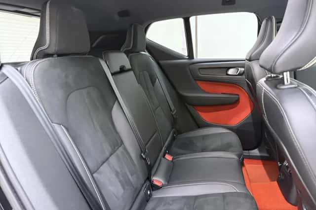 Volvo XC40 (2021) thumbnail 6