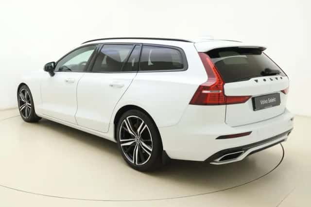 Volvo V60 (2022) thumbnail 5