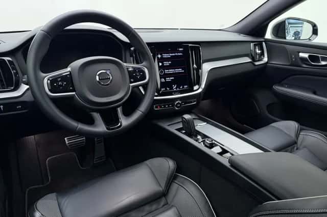 Volvo V60 (2022) thumbnail 6