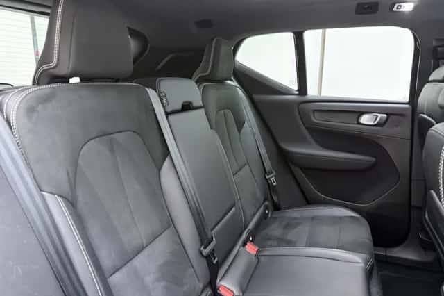 Volvo XC40 (2021) thumbnail 6