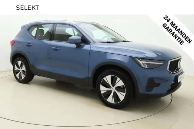 Volvo XC40 (2025) thumbnail 1