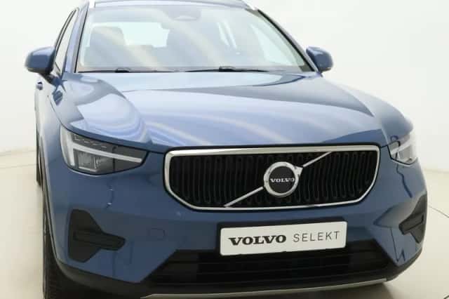 Volvo XC40 (2025) thumbnail 5