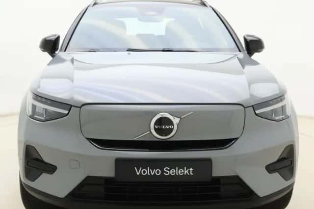Volvo EX40 (2025) thumbnail 5