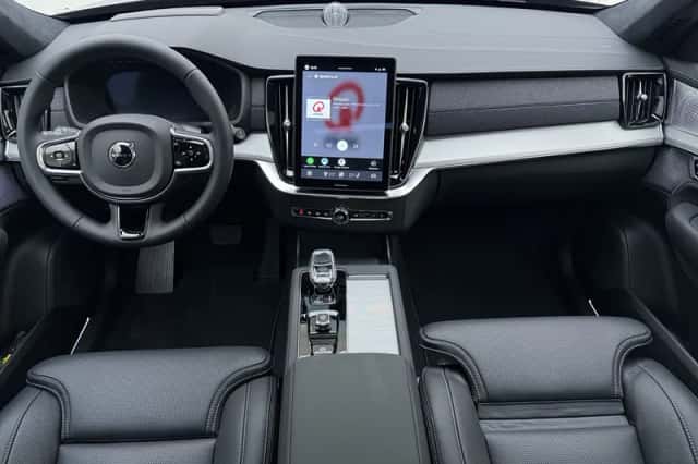 Volvo XC90 (2026) thumbnail 2