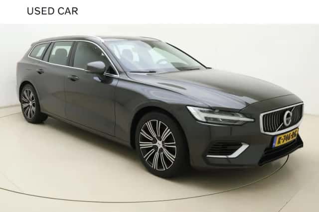 Volvo V60 (2021) thumbnail 1