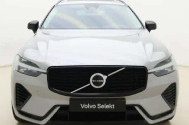 Volvo XC60 (2022) thumbnail 5