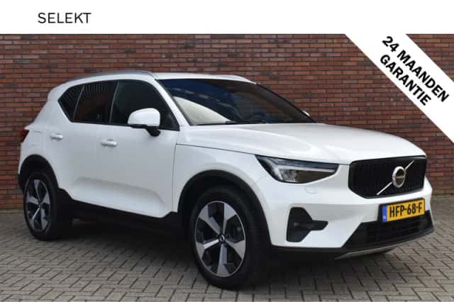Volvo XC40 (2024) thumbnail 1