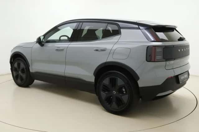 Volvo EX30 (2026) thumbnail 3