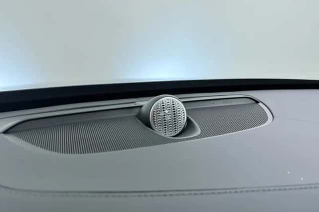 Volvo XC90 (2025) thumbnail 4