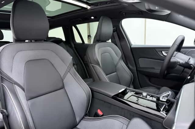 Volvo V60 (2026) thumbnail 2