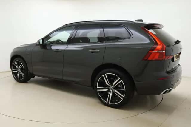 Volvo XC60 (2020) thumbnail 3