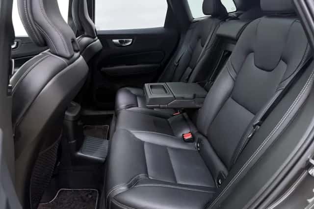 Volvo XC60 (2020) thumbnail 6
