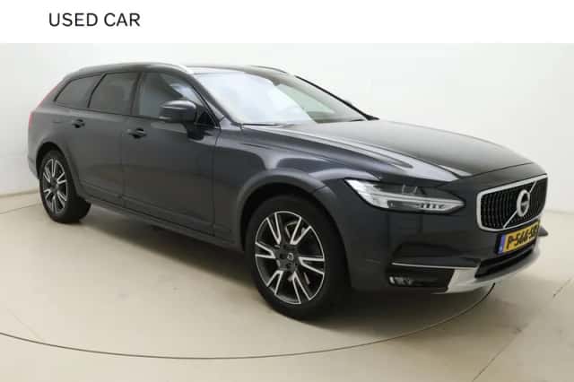 Volvo V90 (2019) thumbnail 1