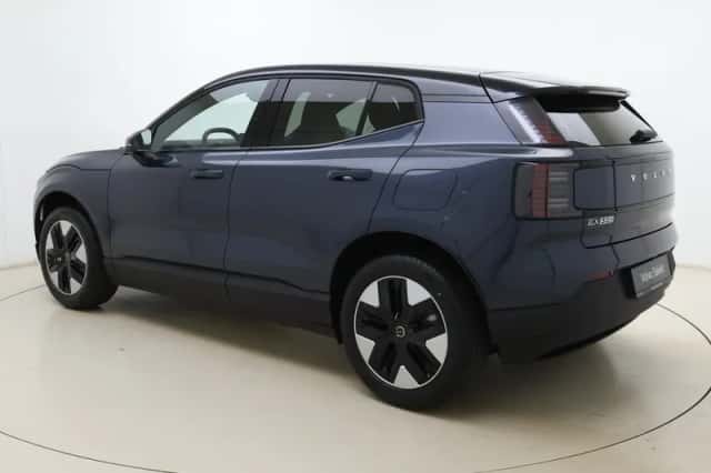 Volvo EX30 (2026) thumbnail 3