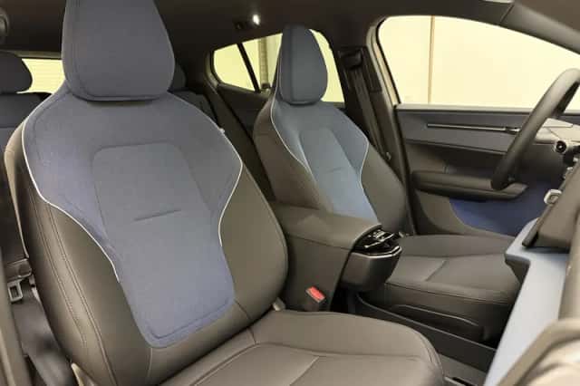 Volvo EX30 (2026) thumbnail 4